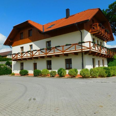 Apartmany U Srdce Vltavy Horní Planá Exterior foto