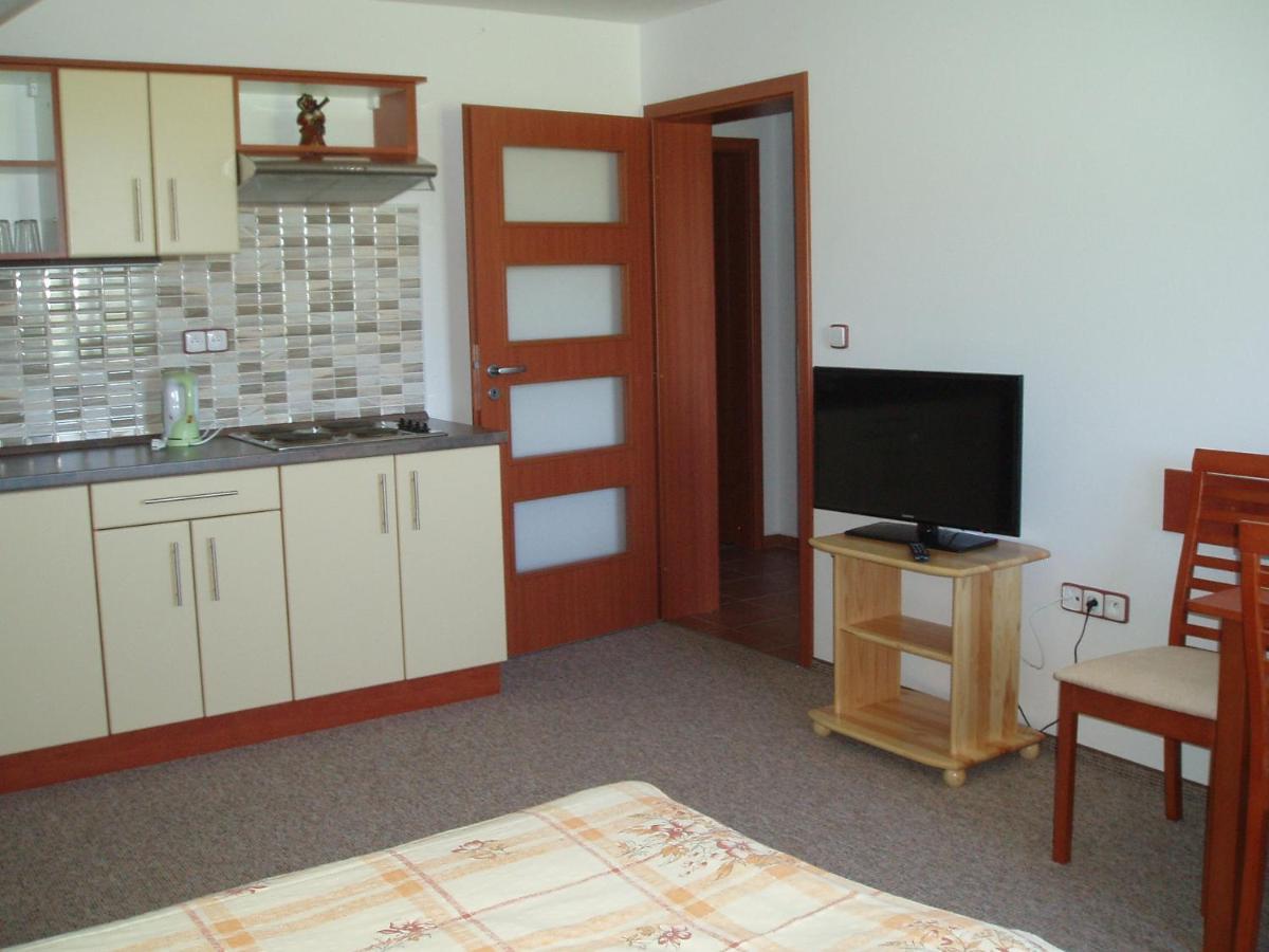 Apartmany U Srdce Vltavy Horní Planá Exterior foto