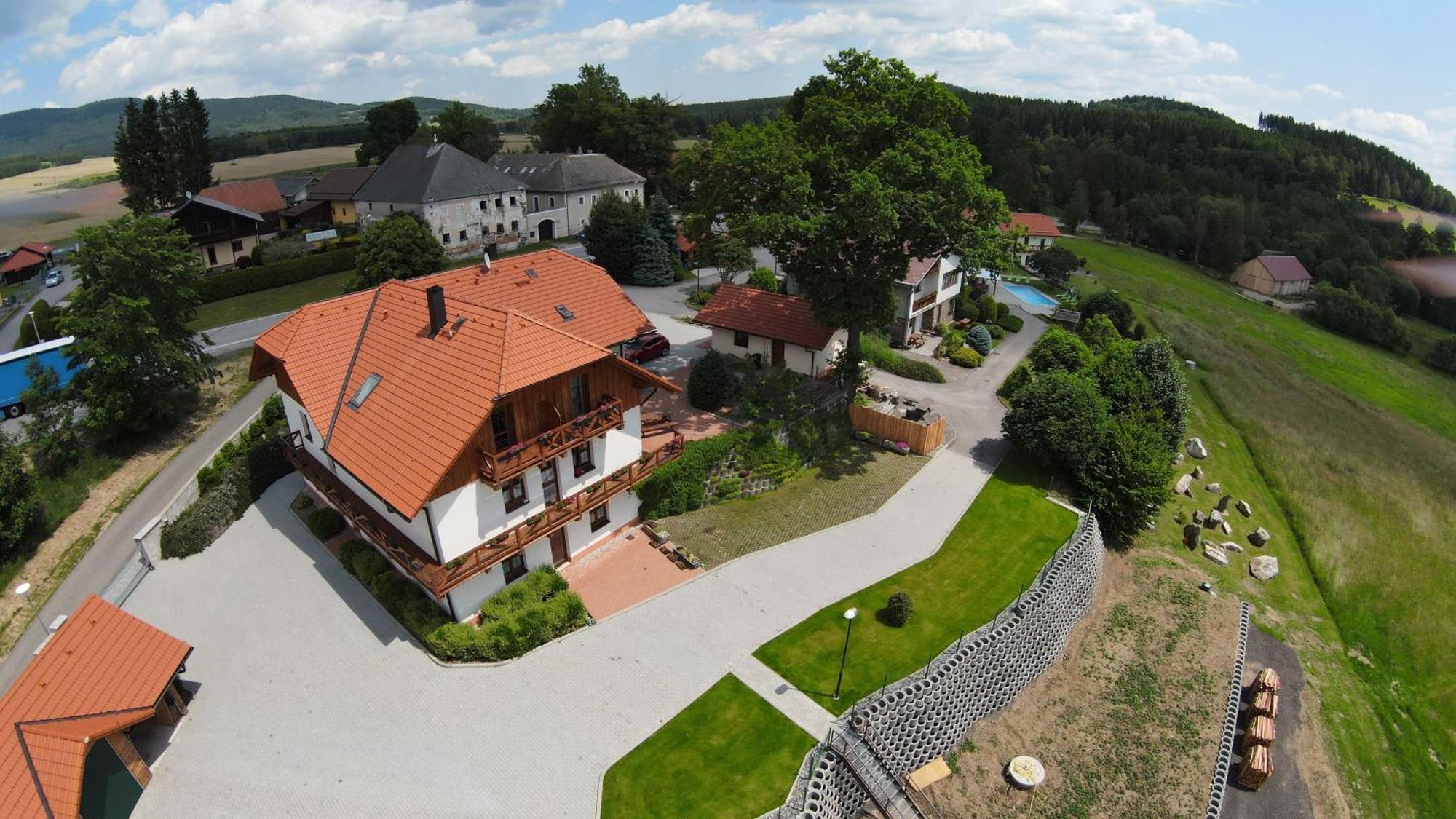 Apartmany U Srdce Vltavy Horní Planá Exterior foto