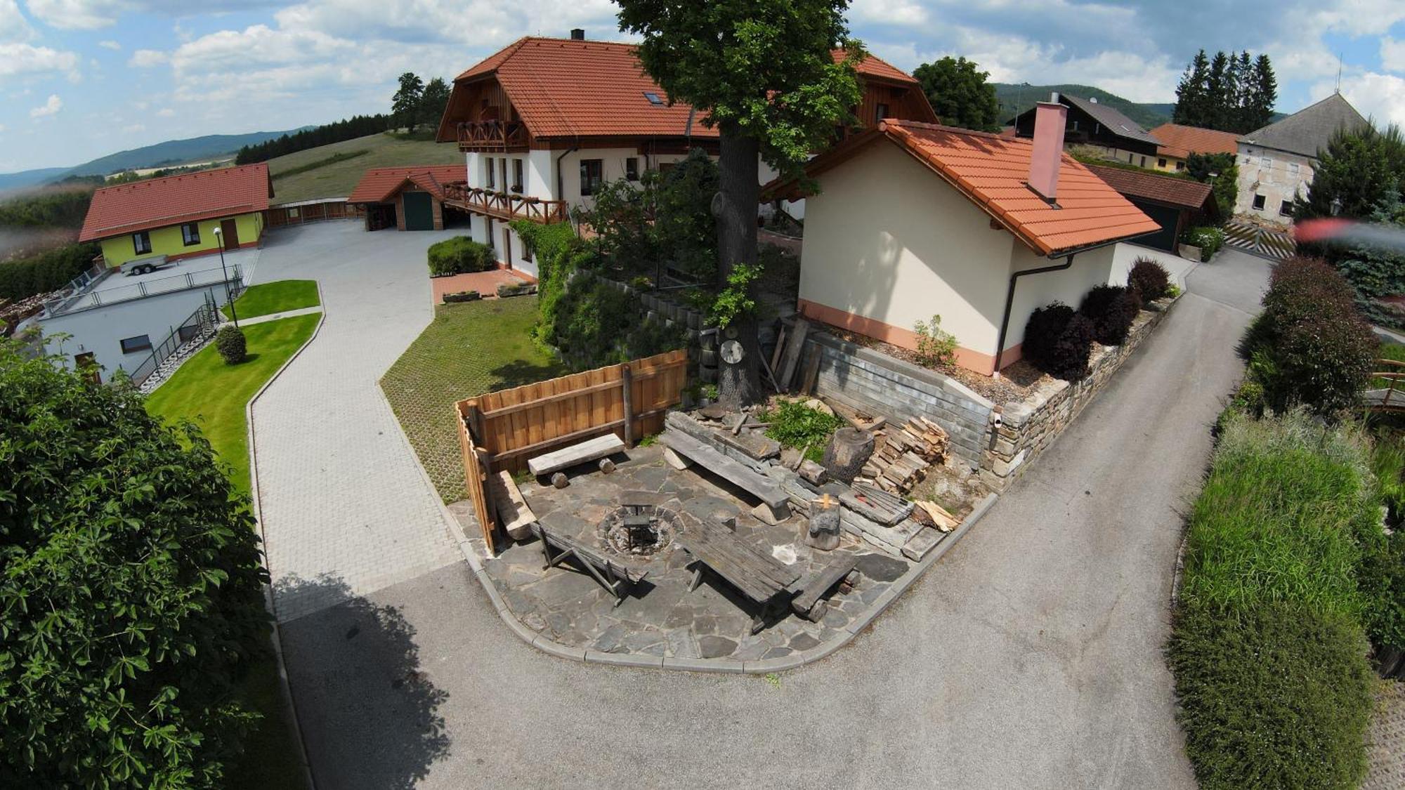 Apartmany U Srdce Vltavy Horní Planá Exterior foto
